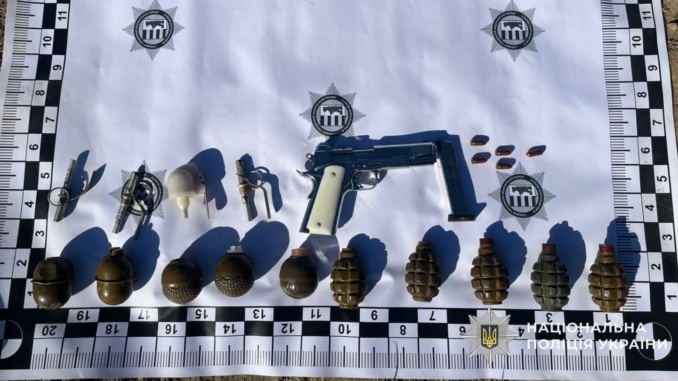 На Ужгородщині затримали військовослужбовця, підозрюваного у збуті бойових гранат