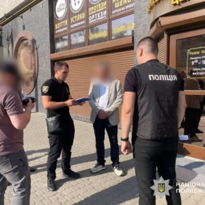 На Закарпатті викрили схему привласнення коштів на протезування військових та людей з інвалідністю