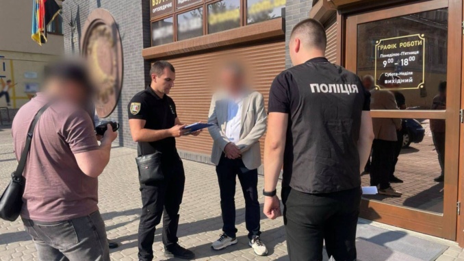 На Закарпатті викрили схему привласнення коштів на протезування військових та людей з інвалідністю
