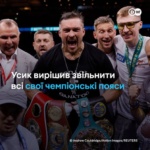 Олександр Усик оголосив про відмову від чемпіонських титулів