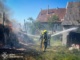 У Хустському районі горіла господарська споруда: рятувальники не дали вогню перекинутися на житловий будинок