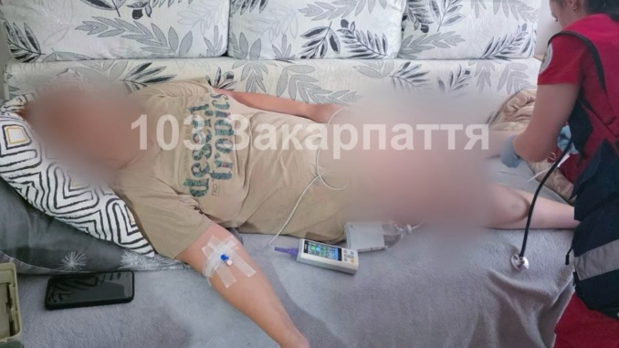 На Закарпатті жінка втратила свідомість після прийому антибіотика
