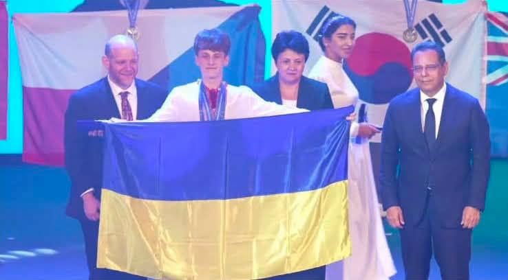 Закарпатець здобув золото на Міжнародній хімічній олімпіаді та увійшов до топ-40 світу