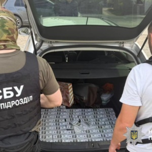 На Закарпатті судитимуть двох чоловіків, які обіцяли фіктивне працевлаштування для відстрочки