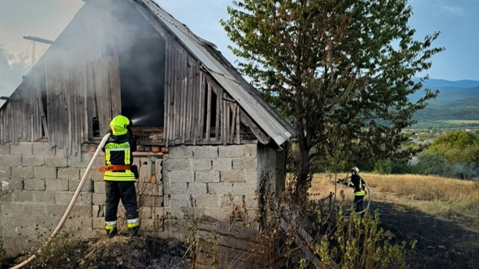 На Ужгородщині сухостій спричинив пожежу