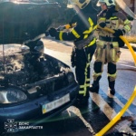 Учора надвечір у Мукачеві на вулиці Володимира Данчевського загорівся легковий автомобіль Daewoo Lanos.
