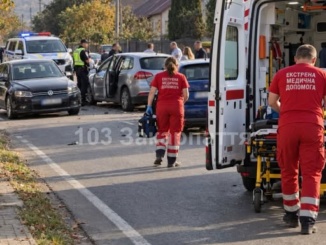 На Мукачівщині сталася ДТП за участю трьох легкових автомобілів. Унаслідок зіткнення травмувалися четверо людей, серед них — 15-річна дівчина.