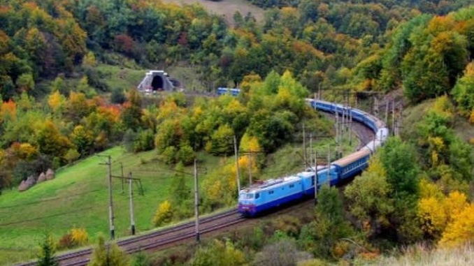 поїзд Укрзалізниця