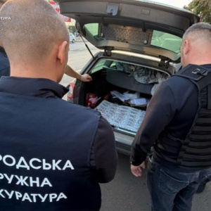 В Ужгороді затримали колишнього працівника ТЦК