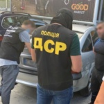 На Закарпатті двох учасників організованого злочинного угруповання засудили до 8 років 6 місяців та 7 років 6 місяців позбавлення волі.
